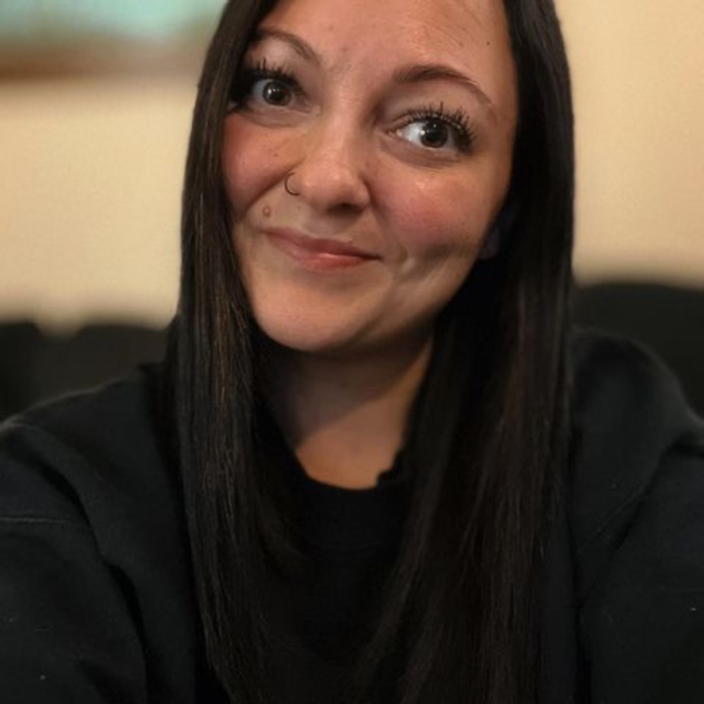 Meet your Posher, Alexandra